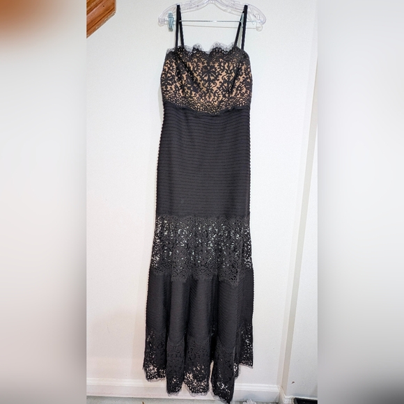 Tadashi Shoji Designer Black Cut-out Lace Mermaid Evening Gown Dress Women's LG - Picture 13 of 14